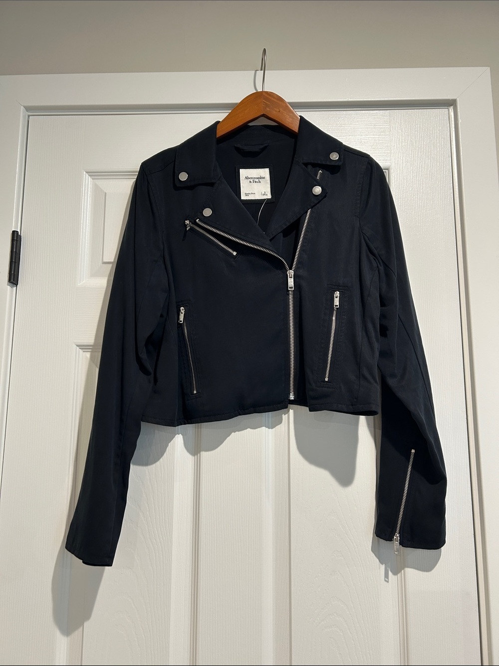 Abercrombie & Fitch Black Cropped Moto Jacket